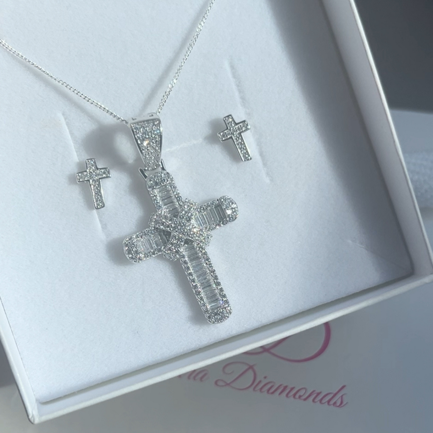 cross necklace silver