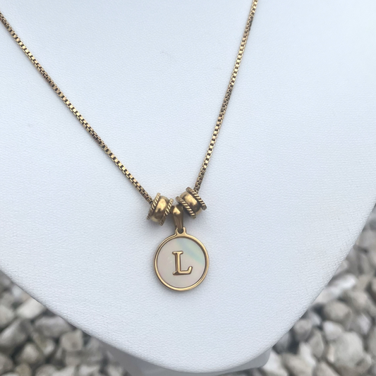letter name necklace 